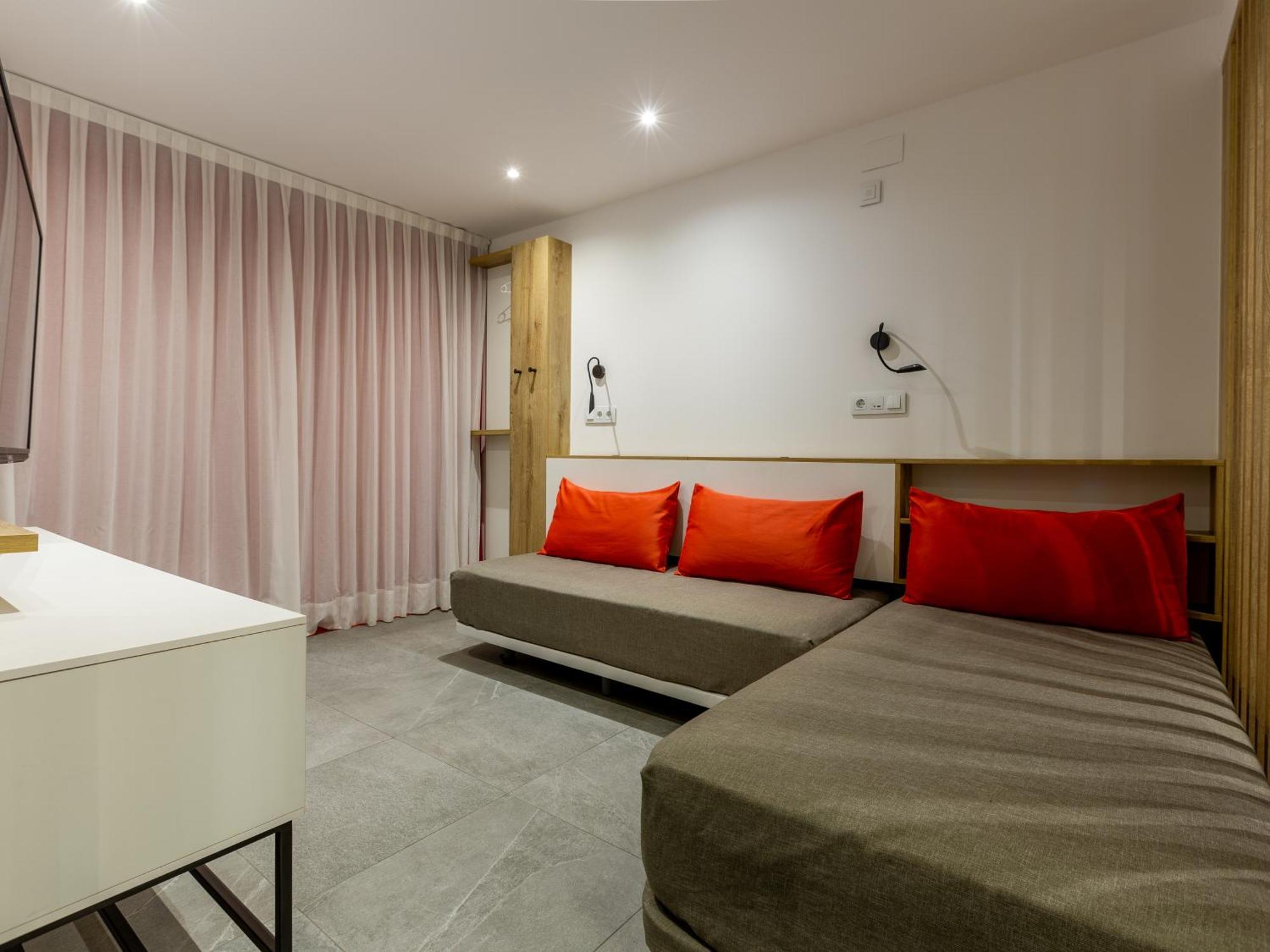 Apartamentos Sunway Apollo Sitges Kültér fotó