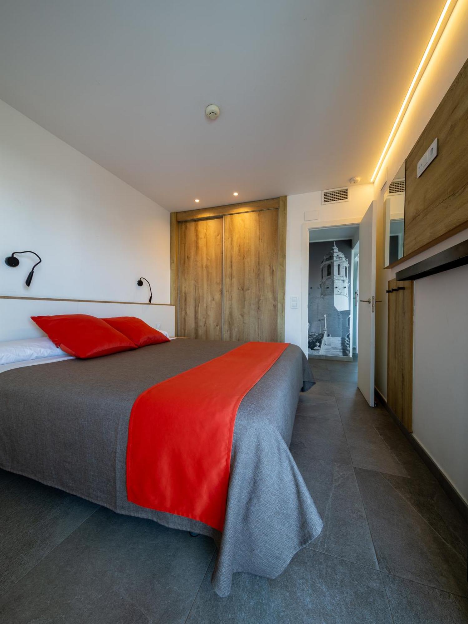 Apartamentos Sunway Apollo Sitges Kültér fotó
