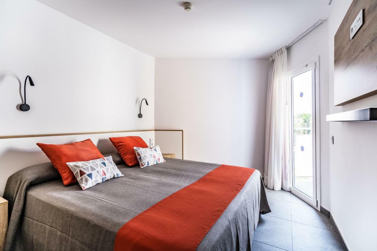 Apartamentos Sunway Apollo Sitges Kültér fotó