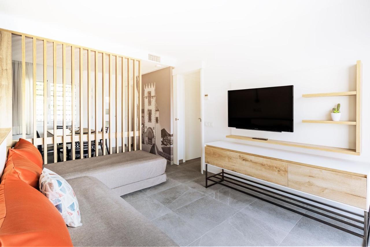 Apartamentos Sunway Apollo Sitges Kültér fotó