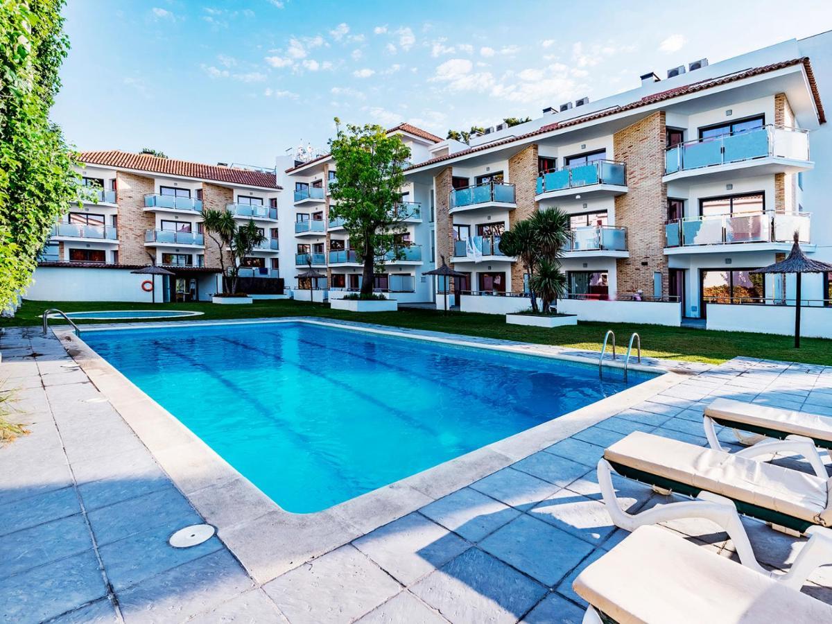 Apartamentos Sunway Apollo Sitges Kültér fotó